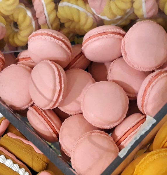IWAKO Eraser shaped like a pink macaroon 제품사진 #1