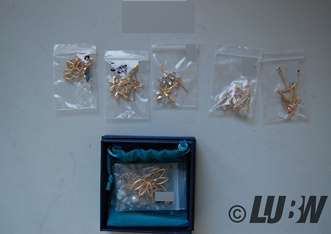 Tasnunisa Ohrstecker-Set fur Damen, Madchen, hohle Lotusblute, Ohrringe, Jacken, Kristall, schlichte Ohrringe 제품사진 #2