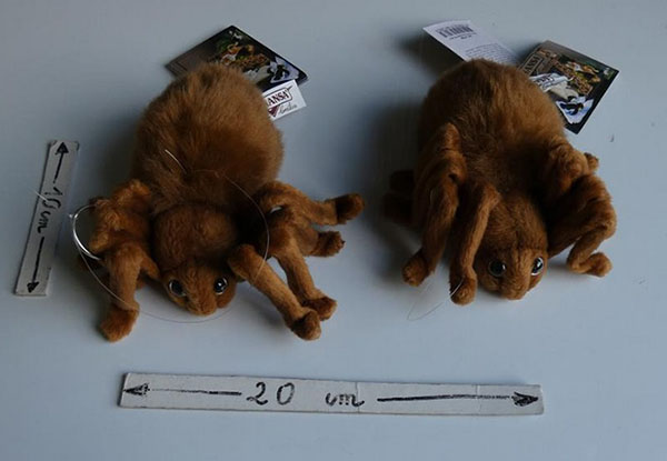 HANSA 갈색 및 검정색 거미 봉제인형 15 cm 제품사진 #2